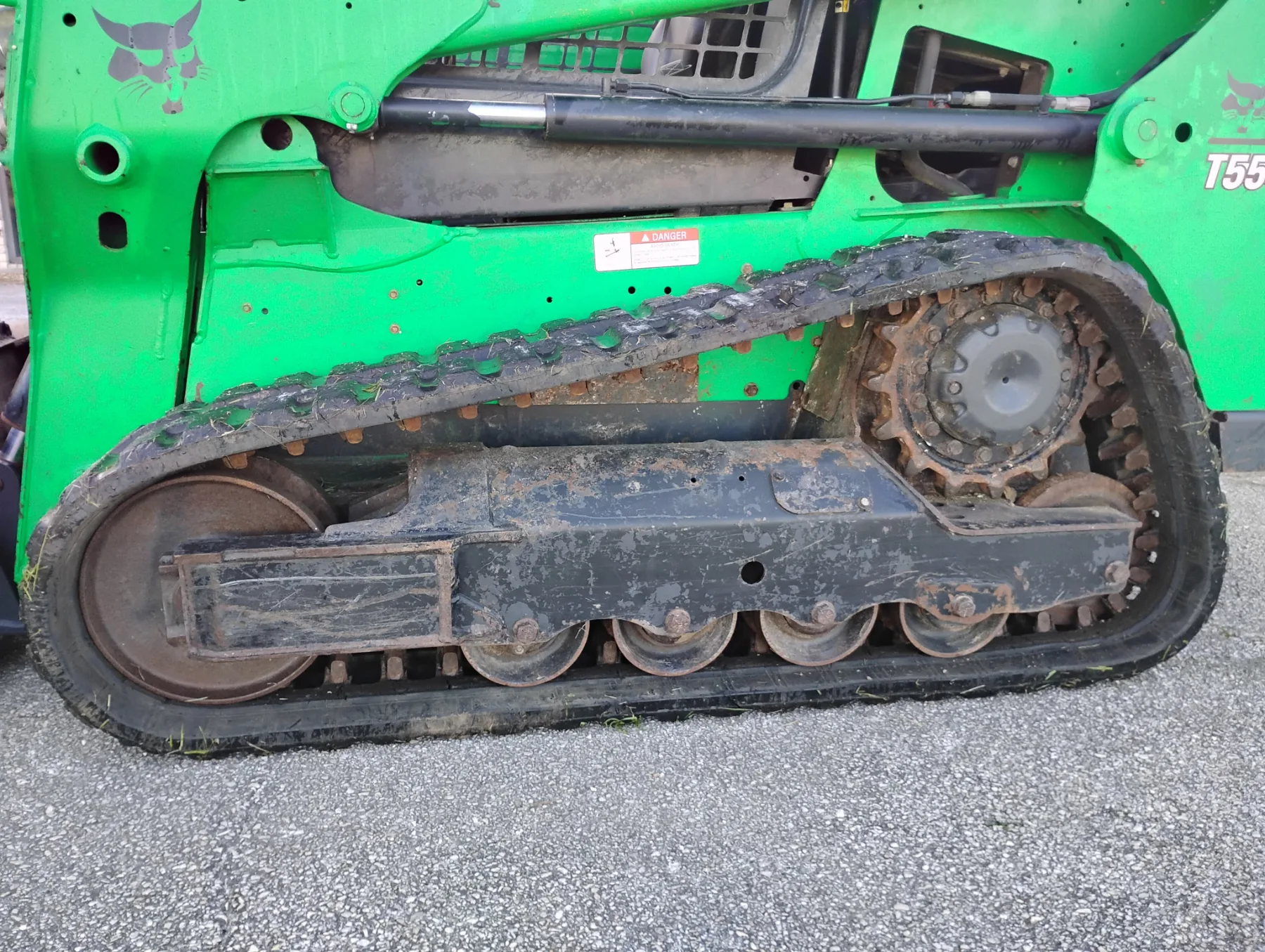 2020 Bobcat T550 Skid Steer view 10
