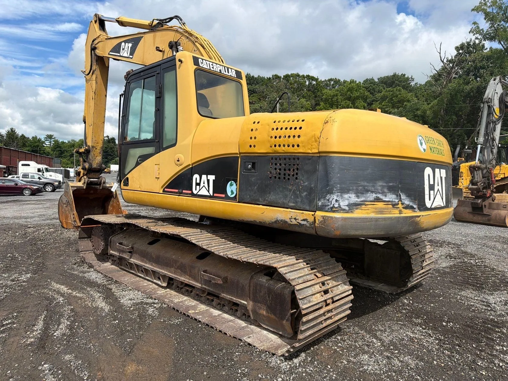 2003 Caterpillar 320CL Excavator view 2