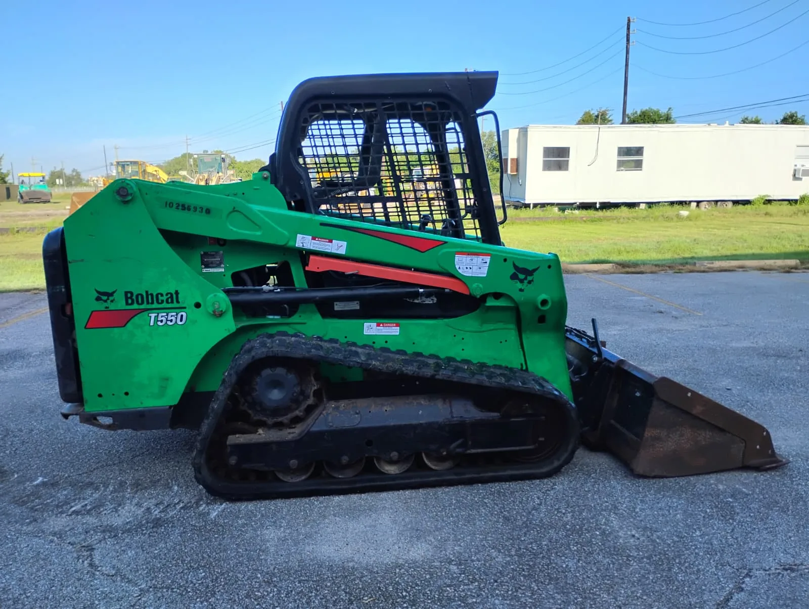 2020 Bobcat T550 Skid Steer view 6